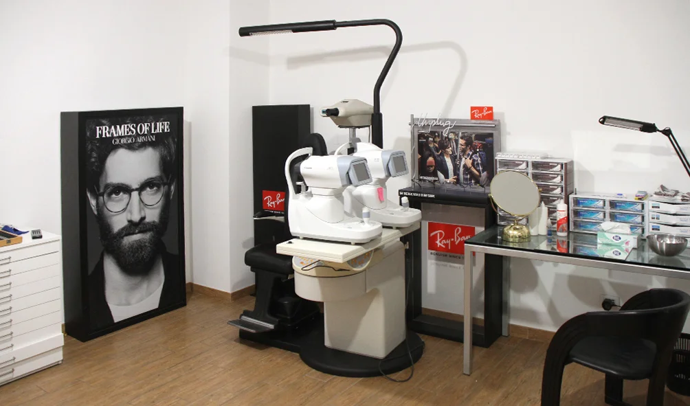 Il negozio di Milano di Ottica Baia del Re